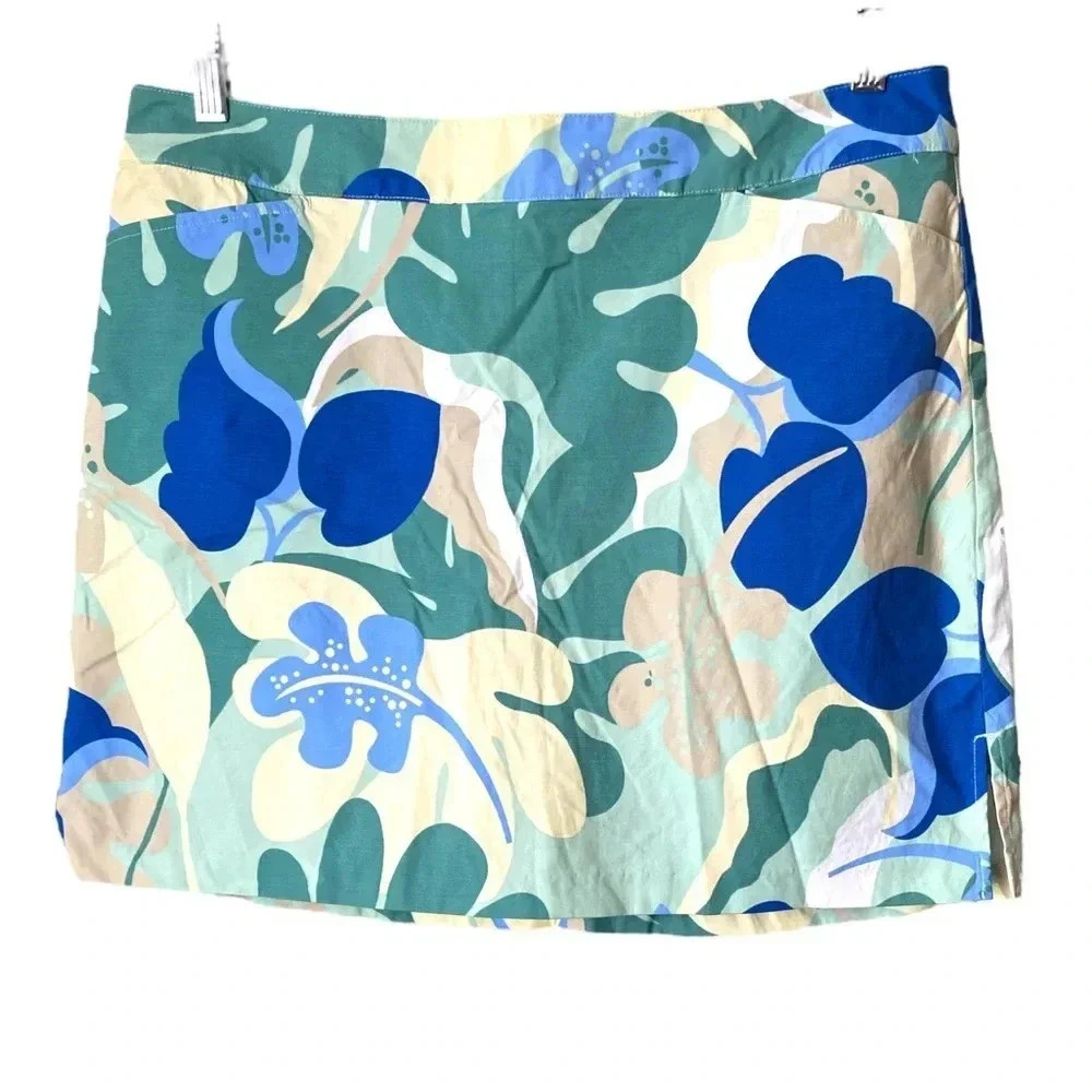 ATIVA | Golf Pull-On Active Floral Skort (Skirt with built in shorts) Size 16